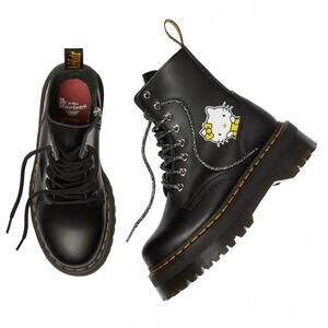 DR. MARTENS X HELLO KITTY Jadon Platform Black Leather Combat Boots SIZE 8